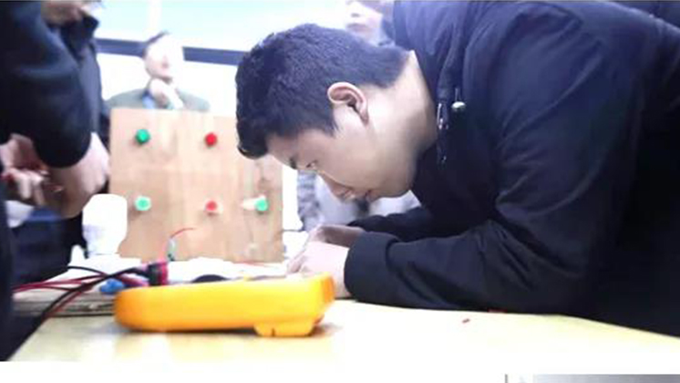 校企合作·產(chǎn)教融合之“重實操、練技能”系列主題培訓結訓啦……