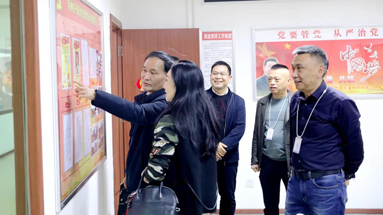 郴州高新區(qū)紀工委書記、監(jiān)工委主任曾雁走訪炬神電子